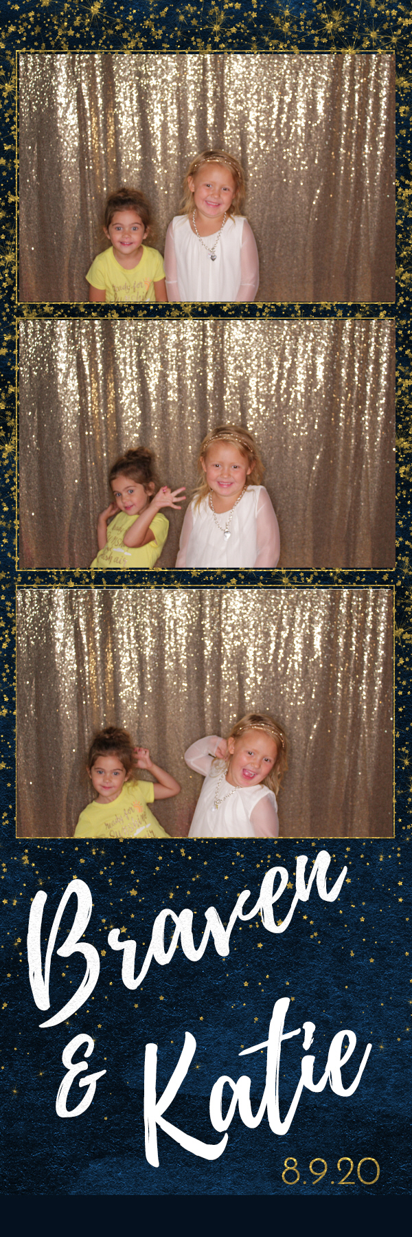 Katie and Braven’s Wedding | View more photos from the event at gallery.photoboothbillings.com/u/PhotoBoothBillings/Katie-and-Braven’s-Wedding